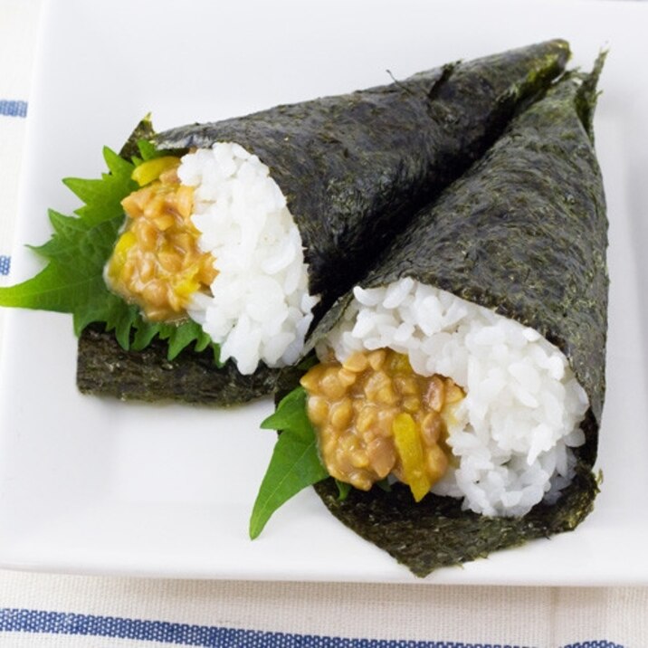 おかず味噌と納豆の手巻き寿司 レシピ 作り方 By 沖縄調味料屋 赤マルソウ商店 楽天レシピ おかず味噌と納豆の手巻き寿司 レシピ 作り方 By 沖縄調味料屋 赤マルソウ商店 楽天レシピ